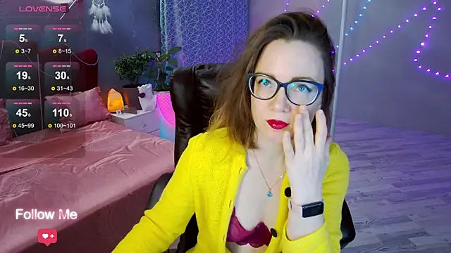 AngelaWhiti online show from 02/12/25, 03:49