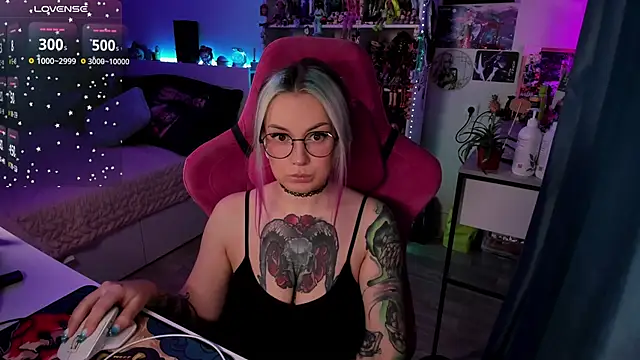 Snapshot of ChloeKohaku chatting on 02/20/25, 03:12 ChloeKohaku online show from 02/20/25, 03:12