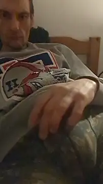 Snapshot of maciej chatting on 01/07/26, 12:02 maciej online show from 01/07/26, 12:02