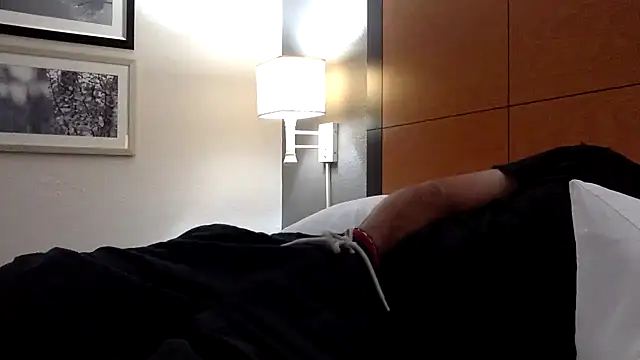 Snapshot of seanfritz chatting on 12/21/24, 07:16 seanfritz online show from 12/21/24, 07:16