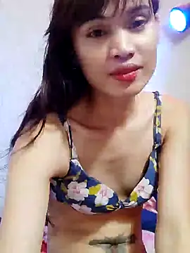 Snapshot of QueenSoreal chatting on 01/19/25, 06:43 QueenSoreal online show from 01/19/25, 06:43