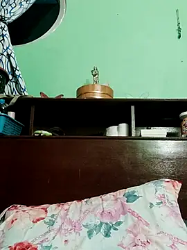 QueenSoreal online show from 03/17/26, 04:32