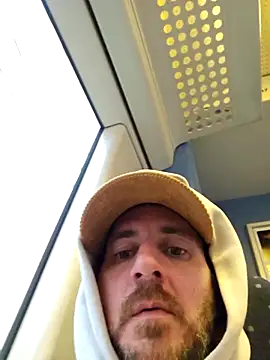 Snapshot of verylargecock chatting on 11/07/25, 12:05 verylargecock online show from 11/07/25, 12:05