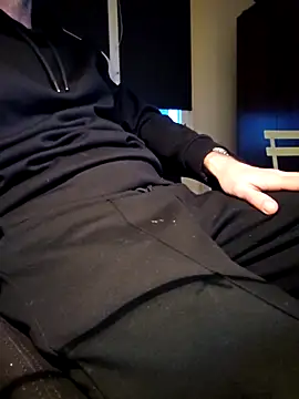 verylargecock online show from 03/06/26, 05:42