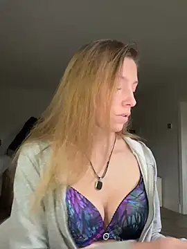 Heidi Harper online show from 01/06/25, 09:41