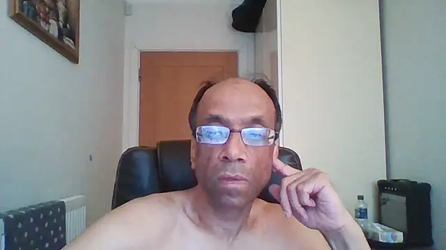 rauncher1 online show from 09/29/25, 10:53