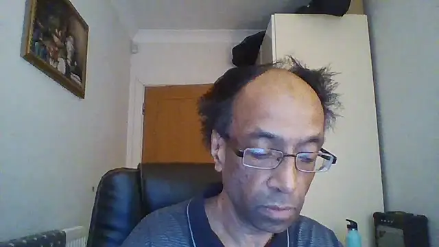 rauncher1 online show from 12/03/25, 09:29