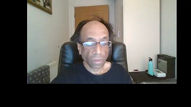 Snapshot of rauncher1 chatting on 05/14/26, 08:21 rauncher1 online show from 05/14/26, 08:21