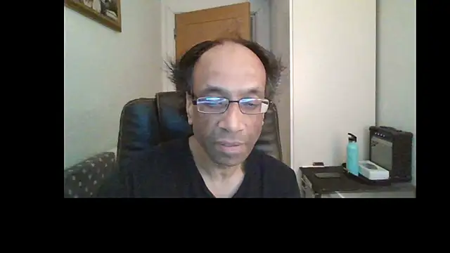 Snapshot of rauncher1 chatting on 05/26/26, 07:59 rauncher1 online show from 05/26/26, 07:59