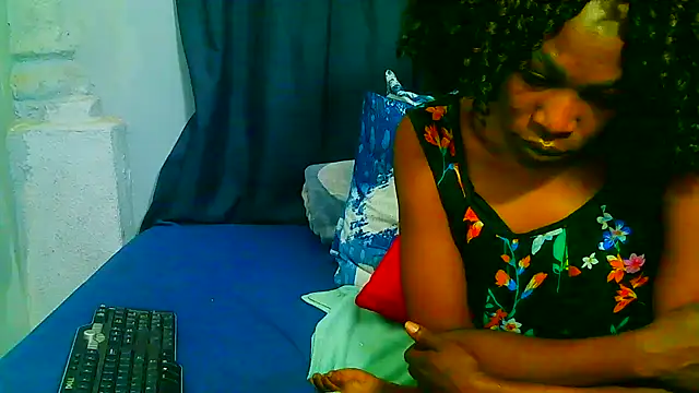 Snapshot of freaky_naughty chatting on 02/10/25, 05:09 freaky naughty online show from 02/10/25, 05:09