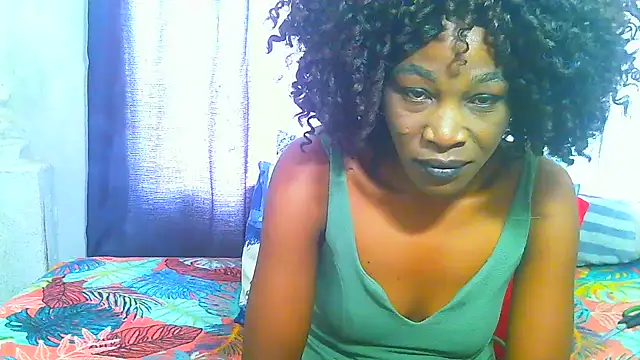Snapshot of freaky_naughty chatting on 02/25/25, 07:42 freaky naughty online show from 02/25/25, 07:42