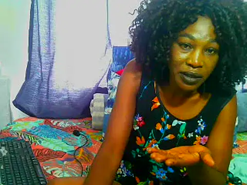Snapshot of freaky_naughty chatting on 03/01/25, 12:12 freaky naughty online show from 03/01/25, 12:12