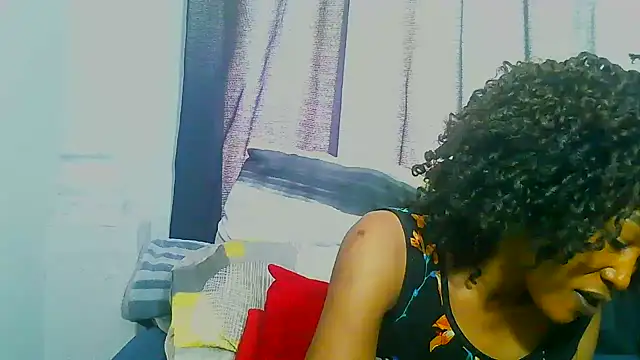 Snapshot of freaky_naughty chatting on 09/20/25, 09:32 freaky naughty online show from 09/20/25, 09:32