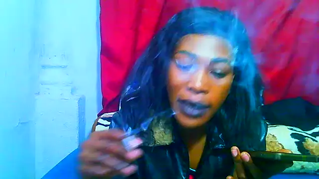 Snapshot of freaky_naughty chatting on 04/24/26, 12:18 freaky naughty online show from 04/24/26, 12:18