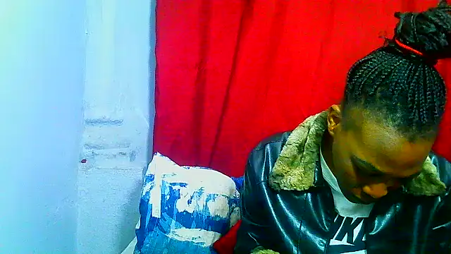 Snapshot of freaky_naughty chatting on 05/26/26, 12:12 freaky naughty online show from 05/26/26, 12:12