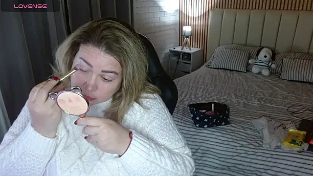 bella savati online show from 01/14/26, 01:00