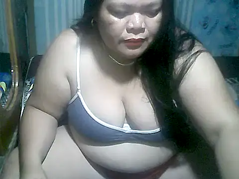 Snapshot of cutechubbyasian chatting on 01/12/26, 02:11 cutechubbyasian online show from 01/12/26, 02:11