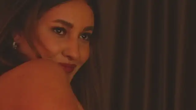 YaaraCollins online show from 02/09/25, 01:33