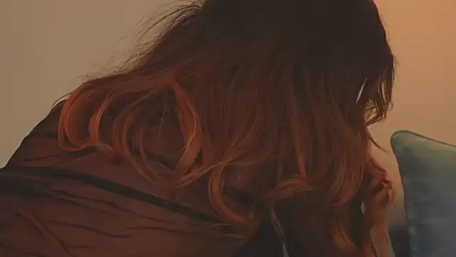 YaaraCollins online show from 02/23/25, 11:04