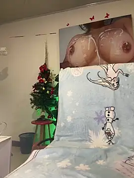 SQUIRTINGQUEEN11 online show from 11/24/25, 02:44