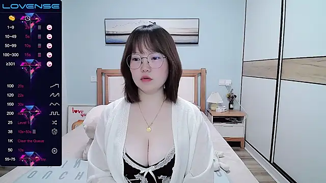 DianaYz online show from 03/13/25, 12:02