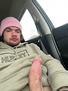 Snapshot of cumgitsumdic chatting on 02/17/25, 10:47 cumgitsumdic online show from 02/17/25, 10:47