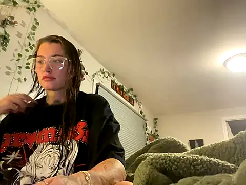 lexymarie online show from 10/27/25, 12:58