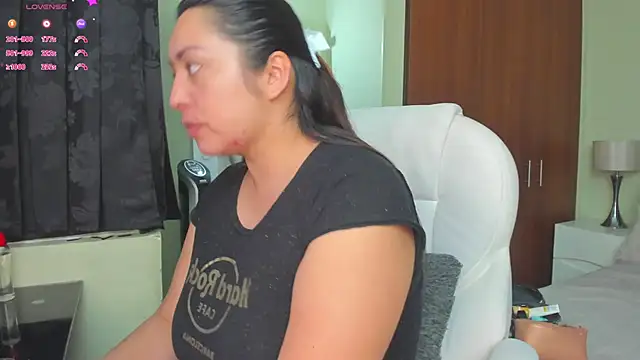 Kyllie B online show from 03/18/25, 02:25