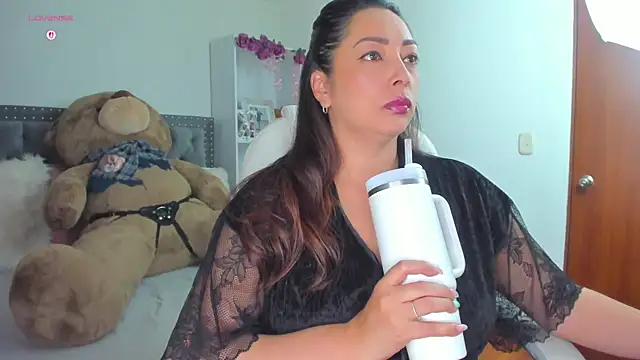 Kyllie B online show from 06/06/26, 03:11