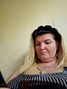 VeronikaBless online show from 09/15/25, 12:38