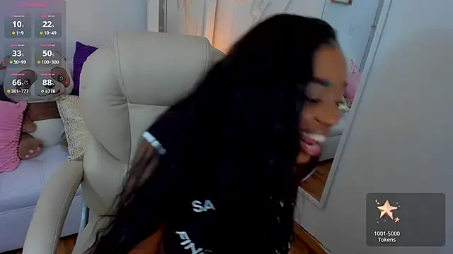 zobe love online show from 02/01/25, 02:37