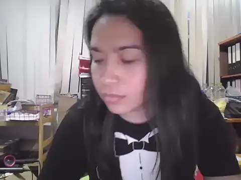 sara kimoo online show from 10/02/25, 07:54