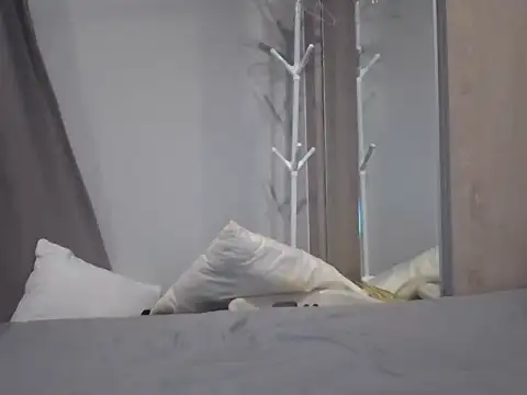 sara kimoo online show from 10/03/25, 10:34