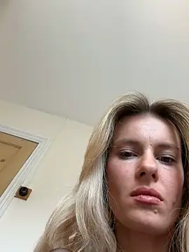 DollyDripp online show from 05/08/26, 10:09