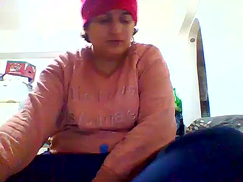 Snapshot of flowerlauren chatting on 11/01/25, 04:31 flowerlauren online show from 11/01/25, 04:31