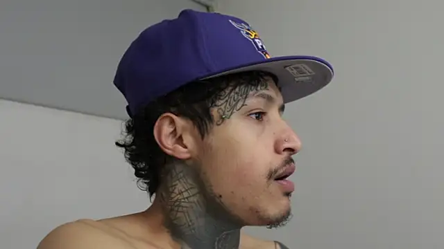 trieone online show from 01/09/25, 04:08