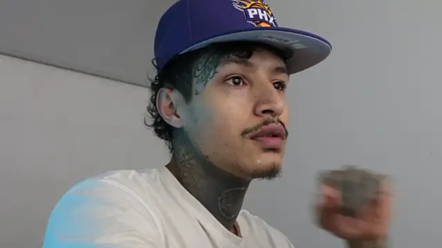 trieone online show from 02/05/25, 05:41