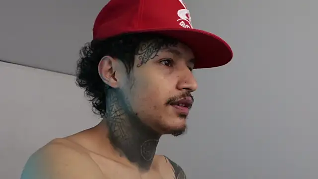 trieone online show from 03/03/25, 05:20