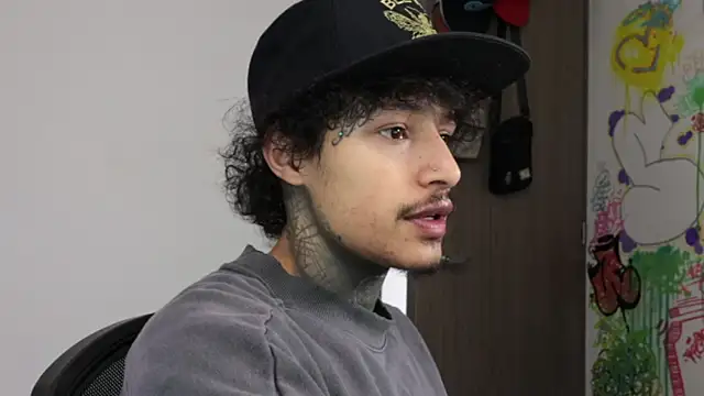 trieone online show from 03/31/26, 02:06