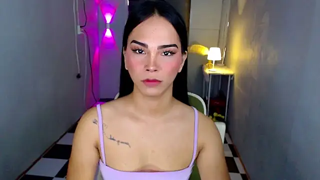 urnaughtydolly69 online show from 06/17/26, 11:16