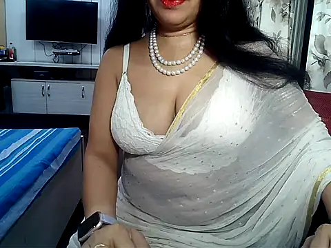 Snapshot of yourradhika chatting on 12/30/24, 06:05 yourradhika online show from 12/30/24, 06:05