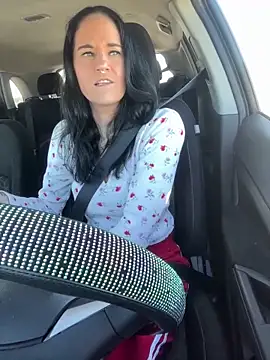 Snapshot of lolabunny9 chatting on 12/14/24, 06:20 lolabunny9 online show from 12/14/24, 06:20