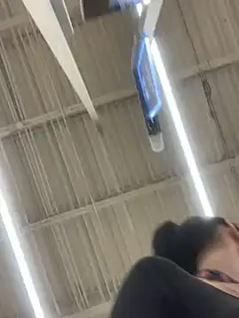 Snapshot of lolabunny9 chatting on 01/15/25, 05:58 lolabunny9 online show from 01/15/25, 05:58