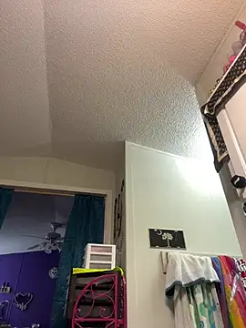 Snapshot of lolabunny9 chatting on 02/09/25, 06:16 lolabunny9 online show from 02/09/25, 06:16