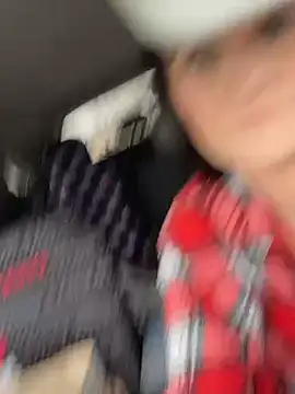 Snapshot of lolabunny9 chatting on 02/20/25, 06:57 lolabunny9 online show from 02/20/25, 06:57