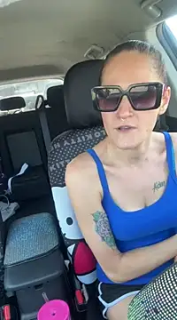 Snapshot of lolabunny9 chatting on 03/14/25, 05:13 lolabunny9 online show from 03/14/25, 05:13