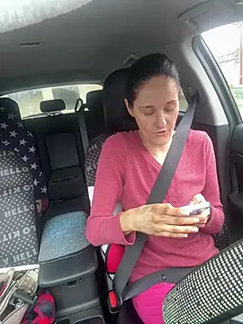 Snapshot of lolabunny9 chatting on 03/17/25, 12:46 lolabunny9 online show from 03/17/25, 12:46