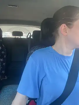 lolabunny9 online show from 04/24/26, 04:53