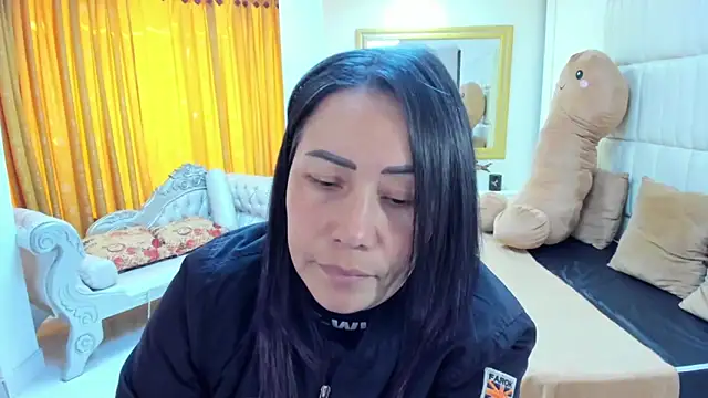 gaby trent online show from 10/23/25, 02:16