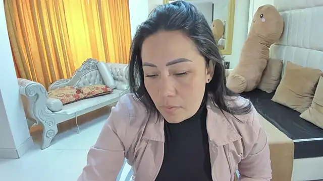 gaby trent online show from 10/24/25, 01:51